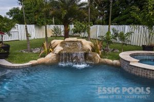 rock work by essig pools 001.jpeg